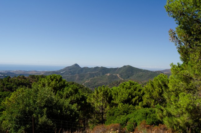 Mirador de Benahavis, vistas serrania y mar mediterraneo, M??laga. Espa??a, Agost 17, 2024.