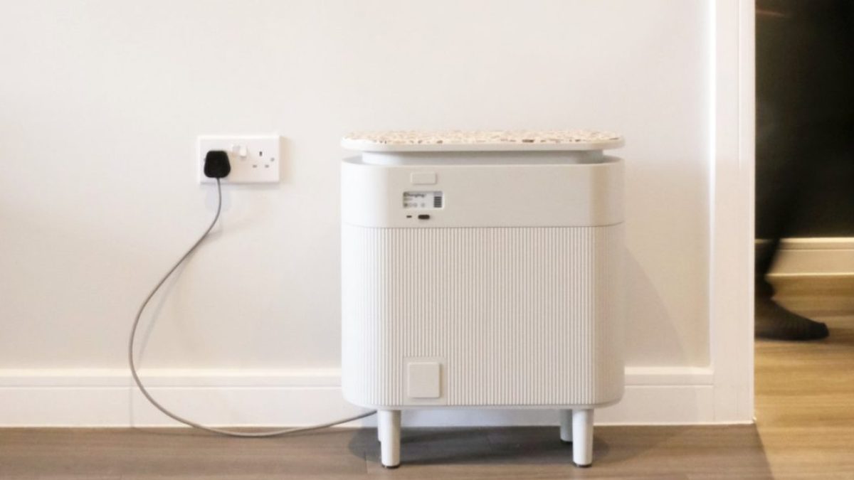 Free plug-in power banks to be given to households to cut energy bills