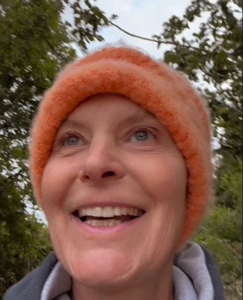Tracy Shaw smiling in an Instagram video