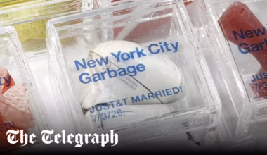 Taylor Swift fans buy rubbish from outside Madison Square Garden