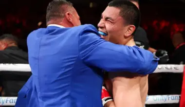 Vergil Ortiz with trainer Robert Garcia in November 2025