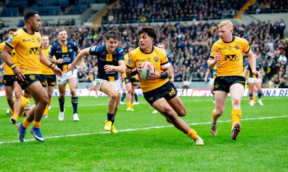 Castleford Tigers star set for 2027 position switch as boss reveals Krystian Mapapalangi latest