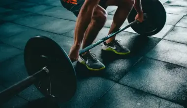 A man weightlifting.