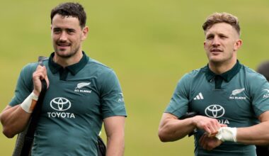 'Two best fullbacks in the world': Why Rennie moved Will Jordan back to the wing