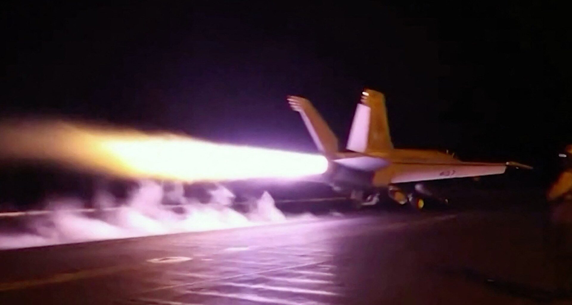US launches ‘heavy wave’ of new strikes on Iran | US-Israel war on Iran News