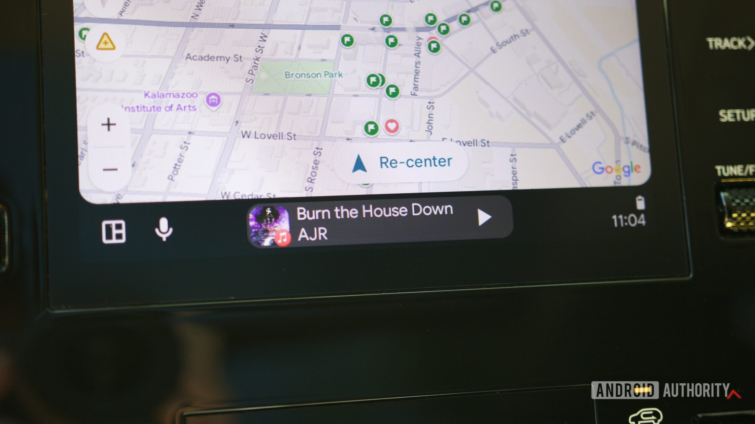 android auto taskbar widget apple music media player Taskbar widget in Android Auto.