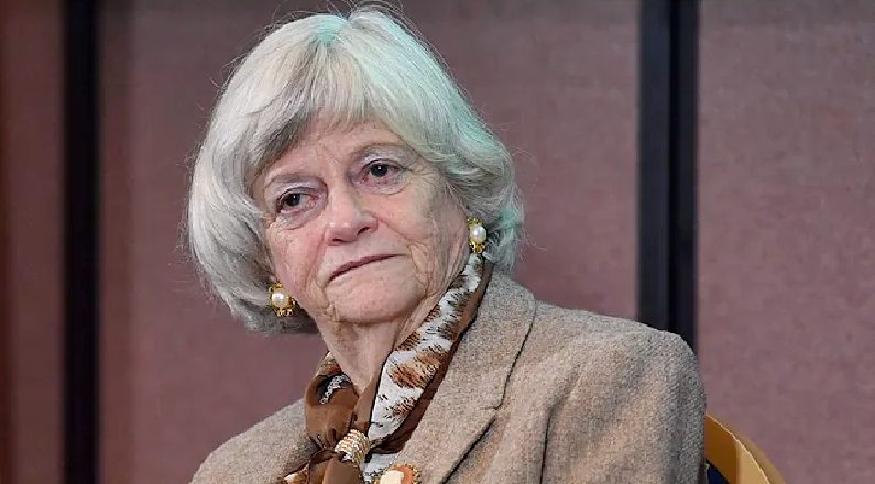 Ann Widdecombe, a Catholic convert, pro-life politician, and advocate for religious freedom, was murdered in the United Kingdom. Two people are under investigation - ZENIT