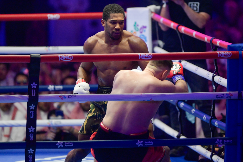 Anthony Joshua v Kristian Prenga.