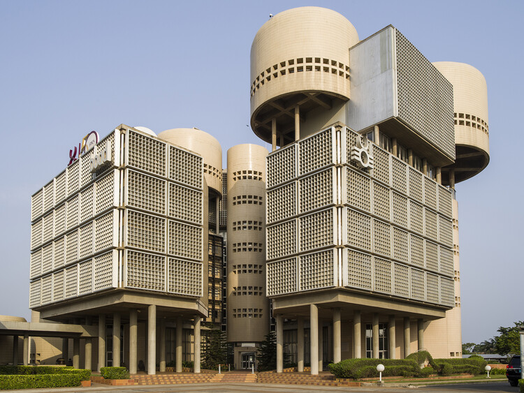 MoMA Opens Architects of Liberation Exhibition on Independence-Era West African Modernism - Image 1 of 12