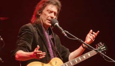 Steve Hackett Says He's Open to a Genesis Reunion