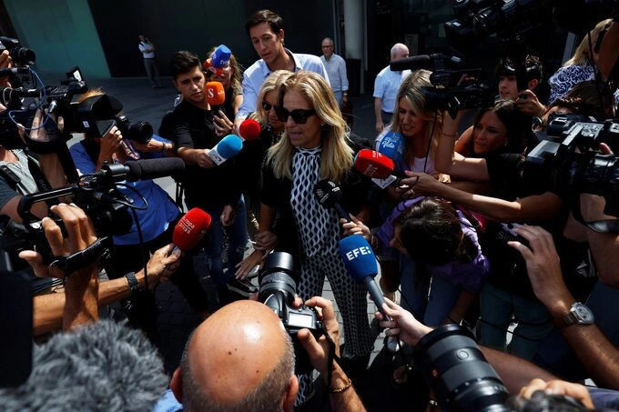 Spains greatest female tennis player goes broke after losing $41M fortune due to ex-husband - 1