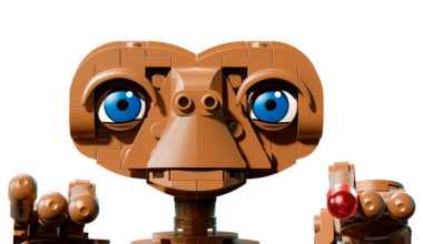 LEGO Announces E.T. the Extra-Terrestrial Figure That's Roughly Quarter Life Size