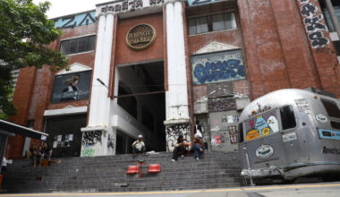 Bangkok Post - Thailand records current account deficit of $3.5 billion