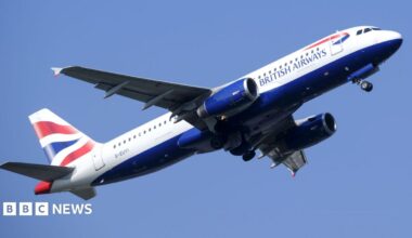 An Airbus A320 from British Airways