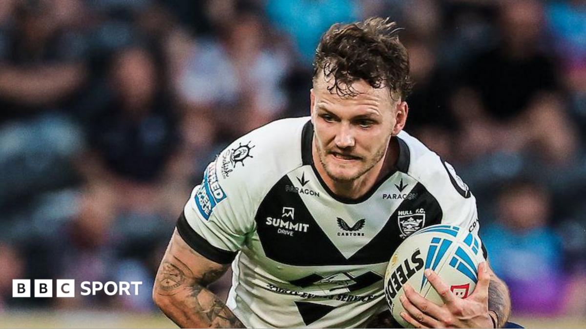 Ethan O'Neill in action for Hull FC this season