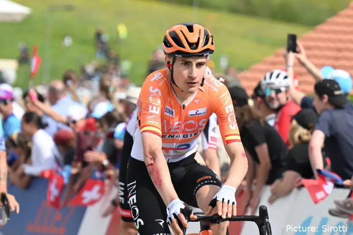 Carlos Rodriguez crosses the line at the 2026 Tour de Romandie