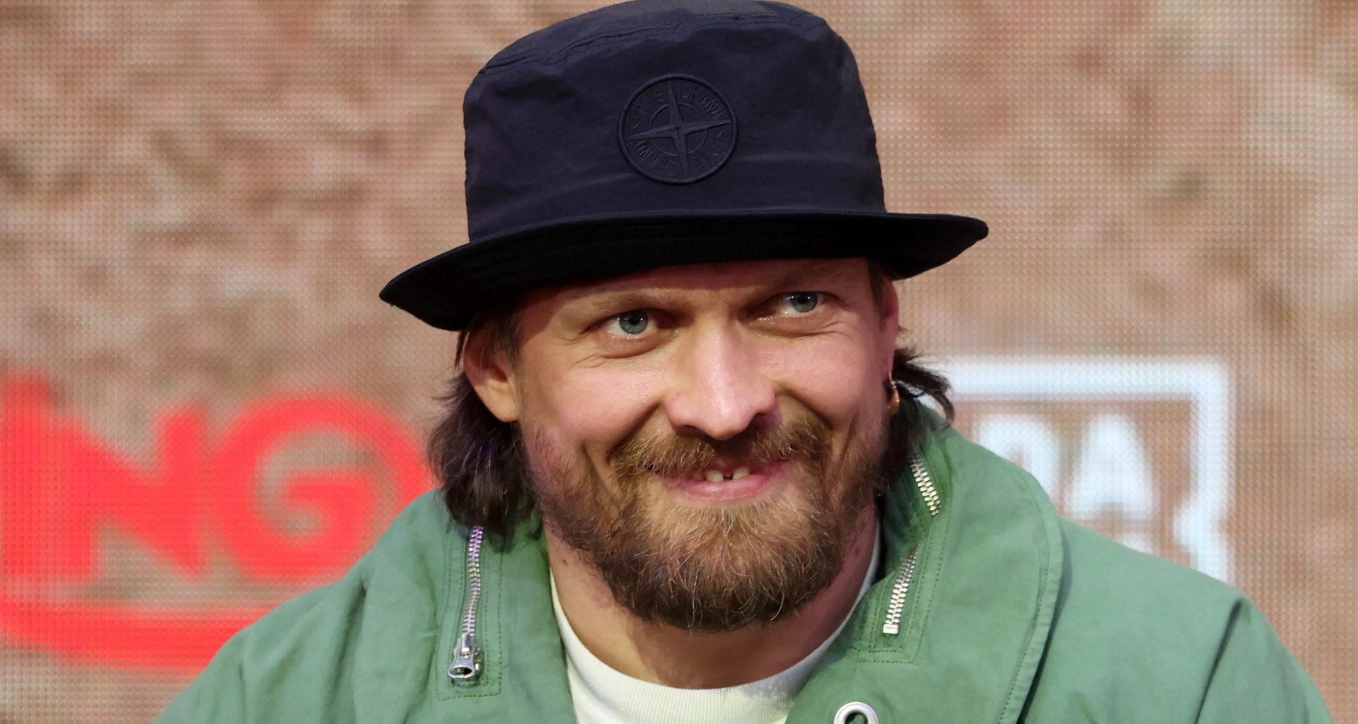 Oleksandr Usyk sheds details on final fight including target date and venue