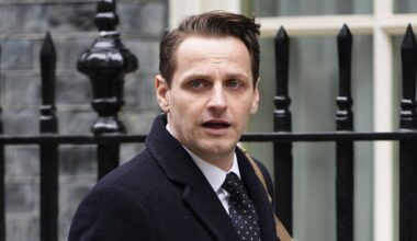 Mike Tapp leaves role as migration minister weeks after Mahmood row