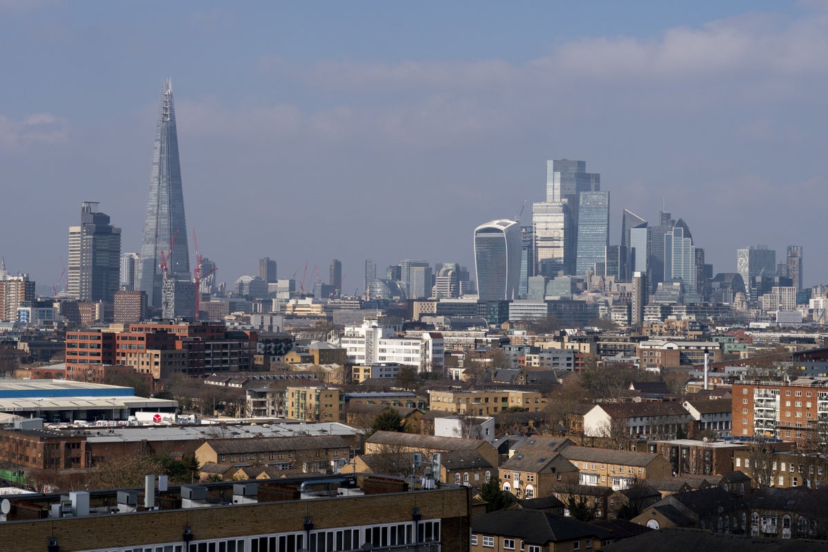 UK economy set to stagnate as Iran war and high energy costs hold back growth