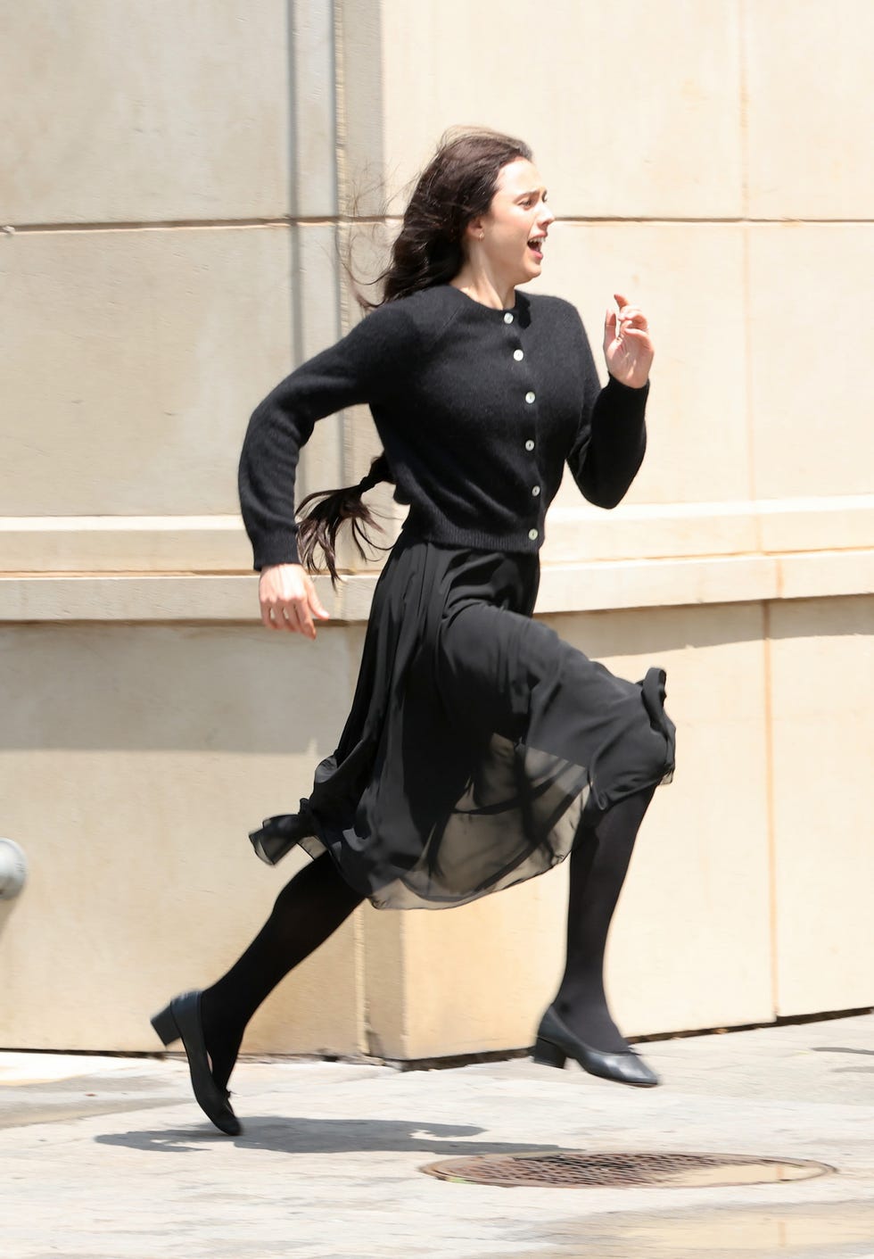 Margaret Qualley filming Possession margaret qualley filming possession