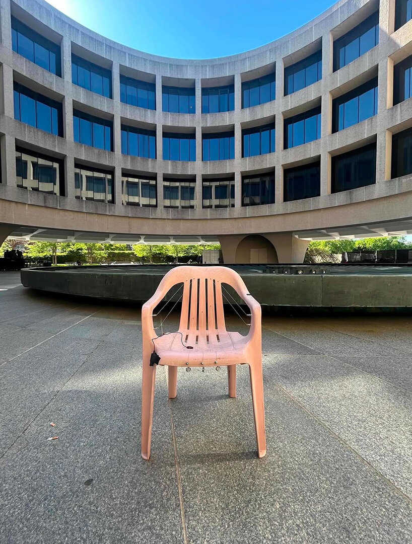 dan ortiz leizman adds strings to the monobloc chair, turning it into a playable instrument - 2