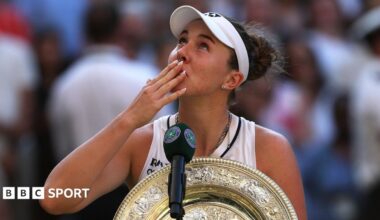 Graphic showing Czech winners of women's singles title at Wimbledon with image of Linda Noskova