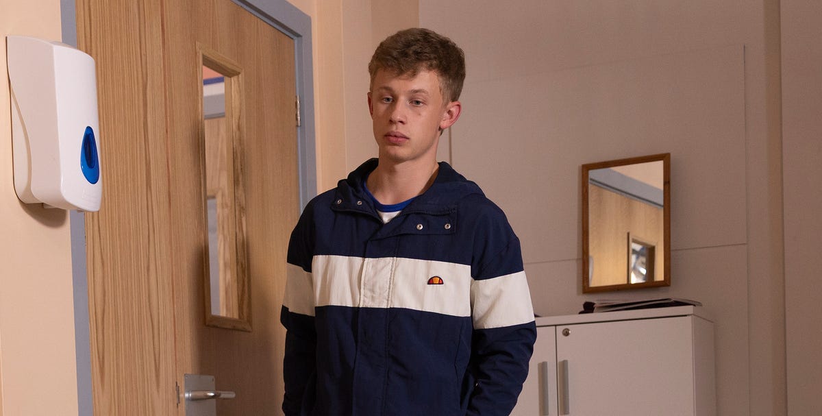 7 Coronation Street spoilers for tonight as Dylan faces police in Betsy story