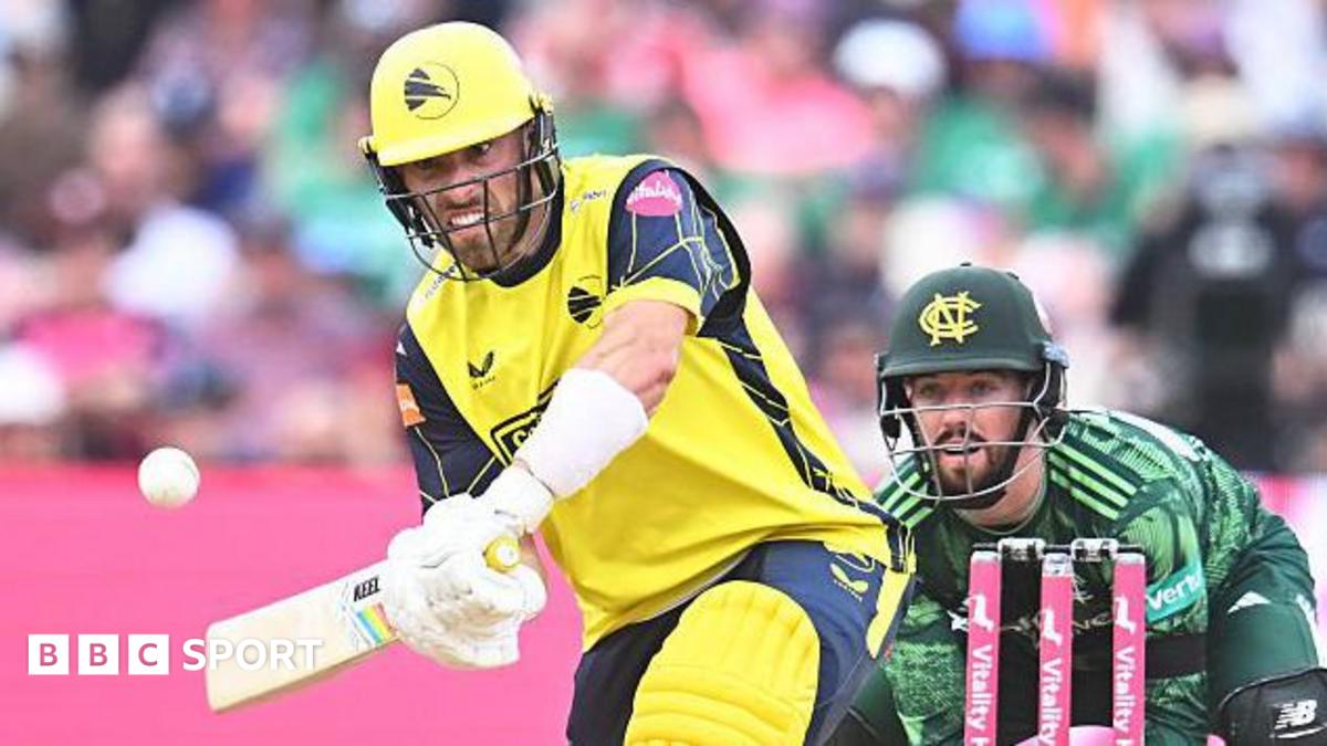Joe Weatherley in action for Hampshire