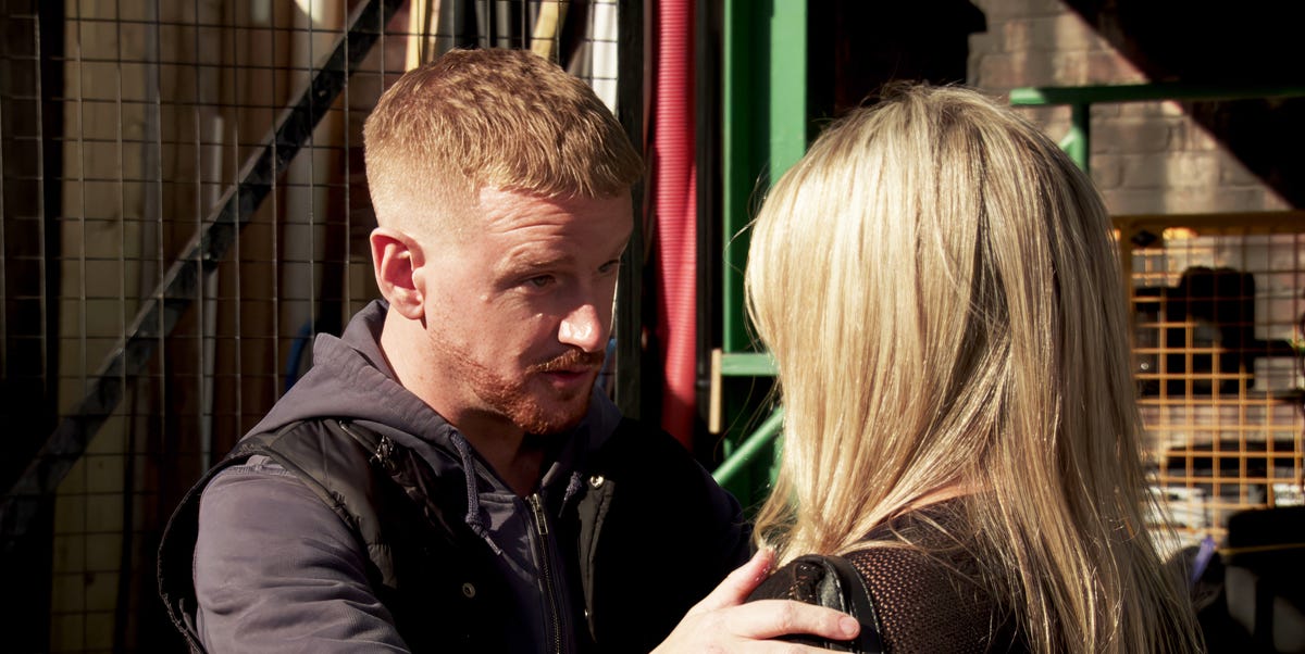 Corrie reveals there are "still feelings" between Gary and Sarah