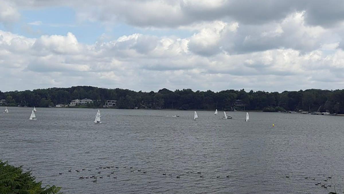 Screencaps reader Gen X Warren M. shares from his summer trip to Michigan.