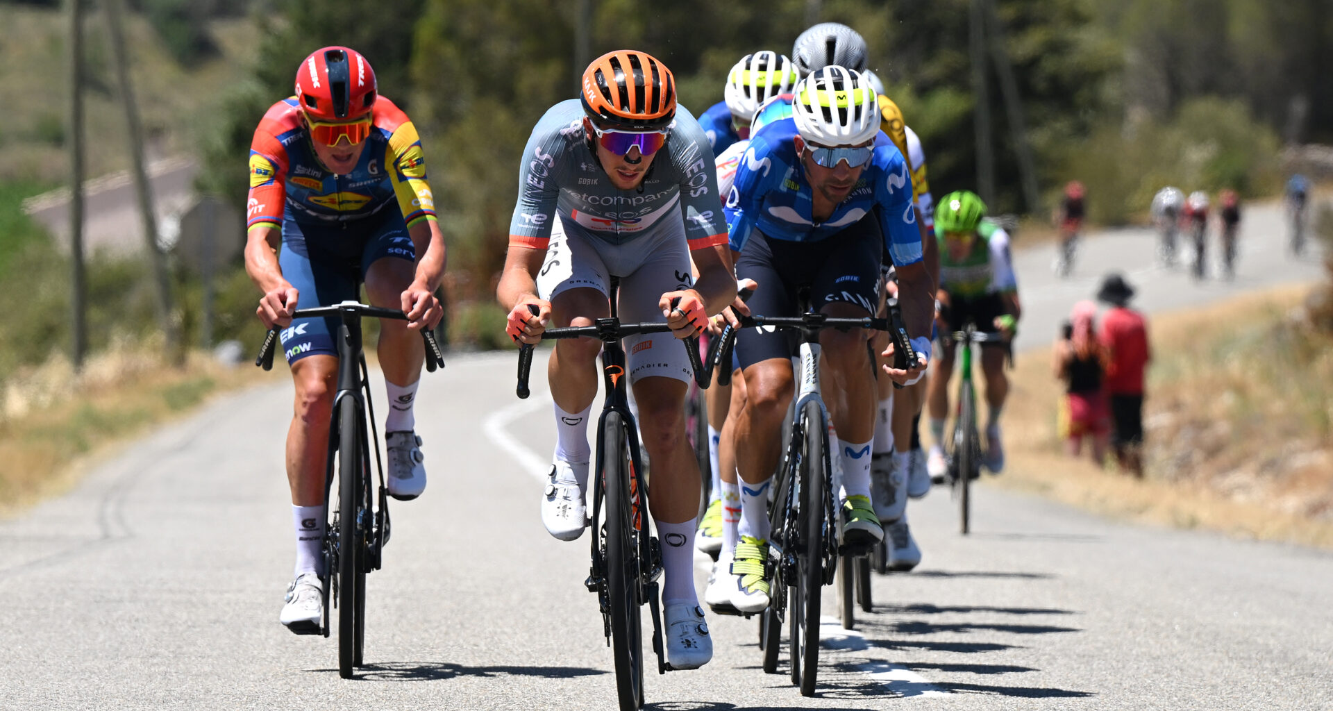 Vauquelin secures sixth from break on stage four