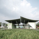 © Runzi Zhu Grape Classroom in the Field / atelier anonymous - Exterior Photography