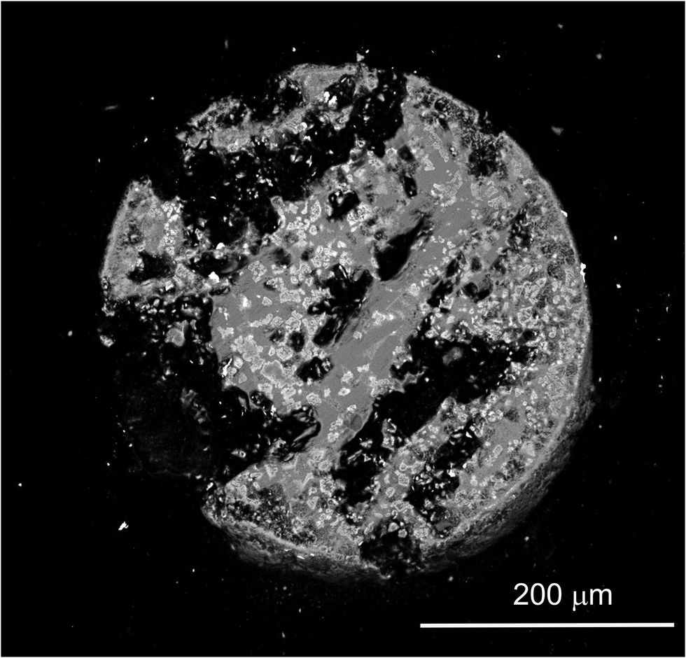 Hiroshimaite, seen through an electron microscope