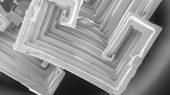 A look at the hopper crystals under an electron microscope.