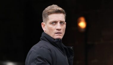 Hollyoaks and Brookside actor Philip Olivier reunites with soap pals on wedding day