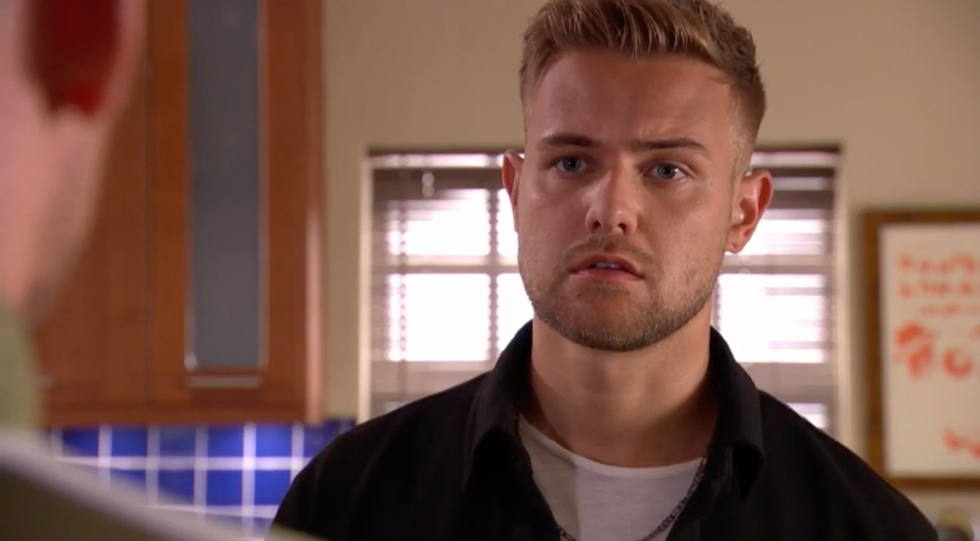 Hollyoaks, Ethan hollyoaks, ethan