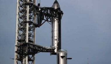 SpaceX stock stumbles ahead of major Starship test tonight