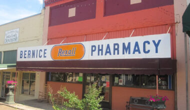 They Retired to a Rural Town on a Fixed Social Security Income. Then Their County Became a Pharmacy Desert.