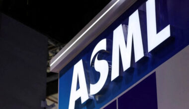 Analysis-Could AI chip boom make ASML Europe's first trillion-dollar firm?