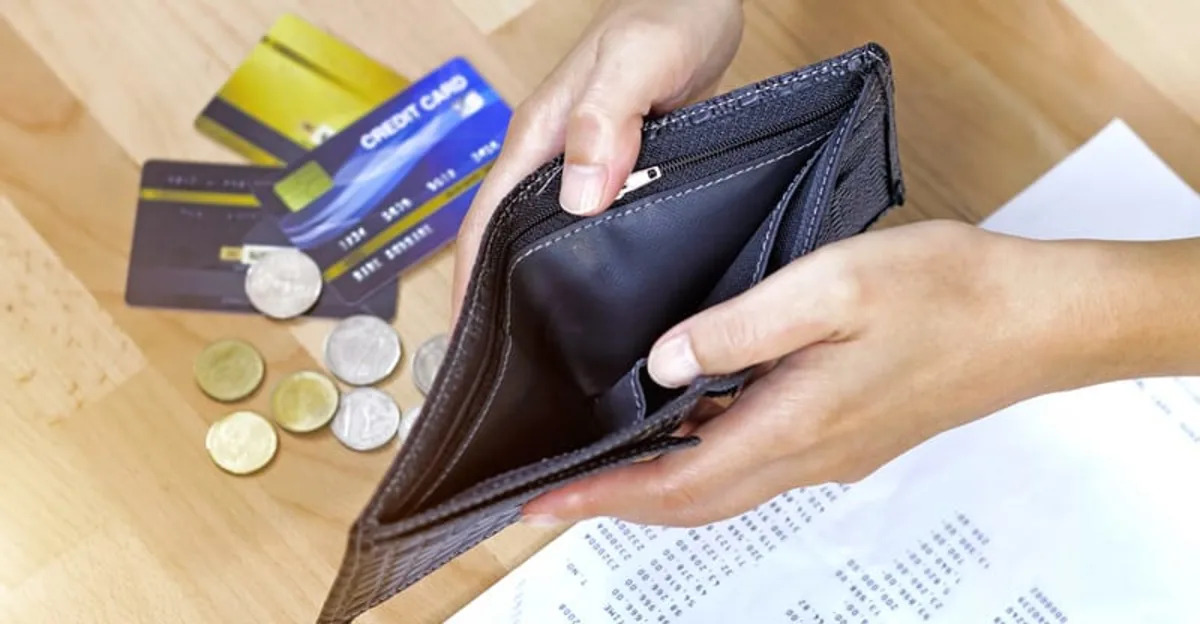 Americans Pull Back on Retirement Savings as Everyday Expenses Climb