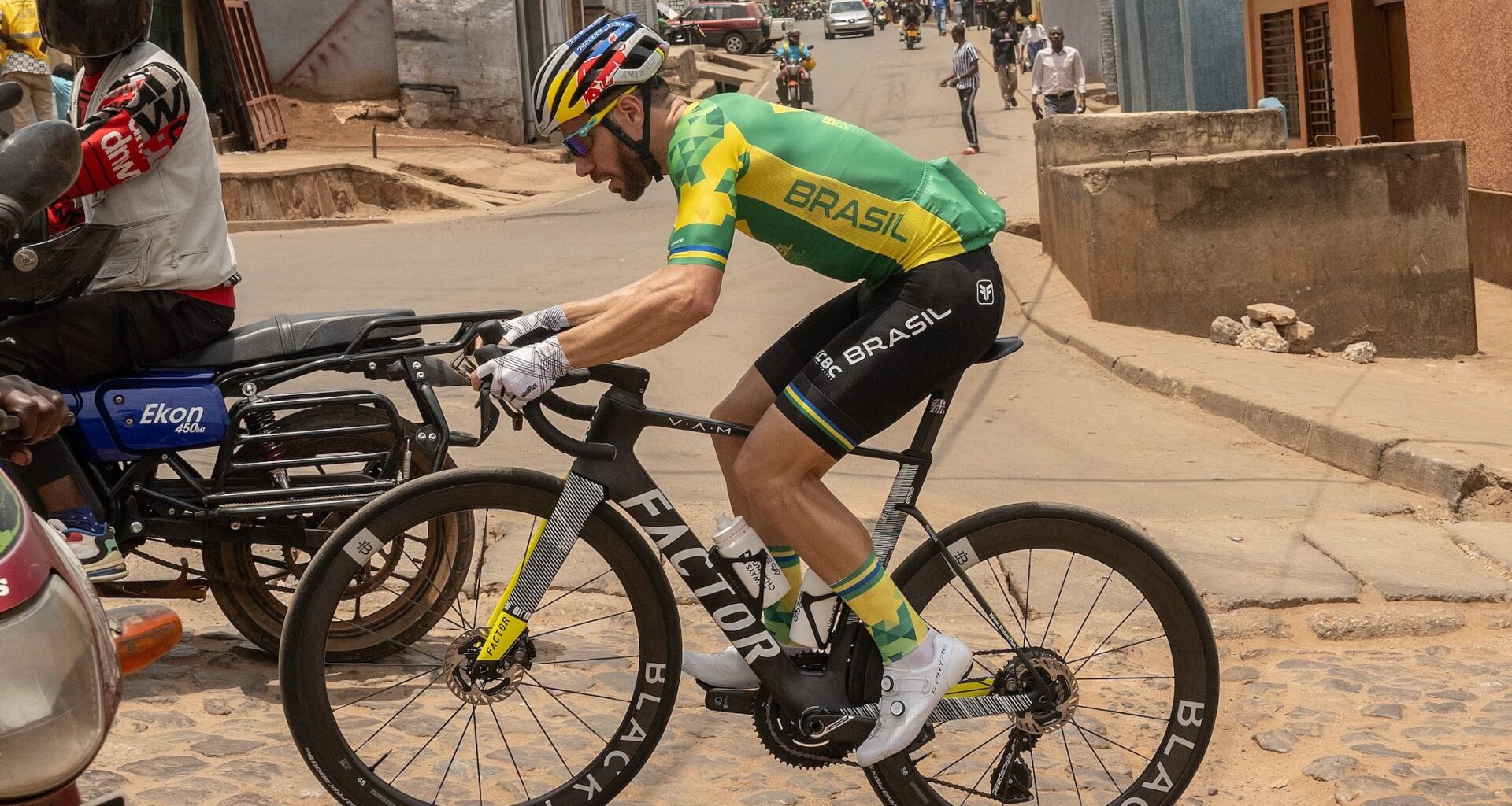Former mountain bike World Champion set to line up at UCI Gravel Worlds in Nannup, while USPro U23 ITT champion DQ'd at FoCo Fondo - Gravel Bits