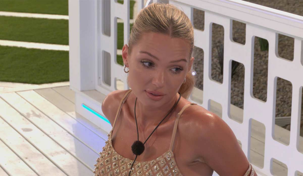 Julia channels her inner Gaeilgeoir in Love Island row over Fitzy