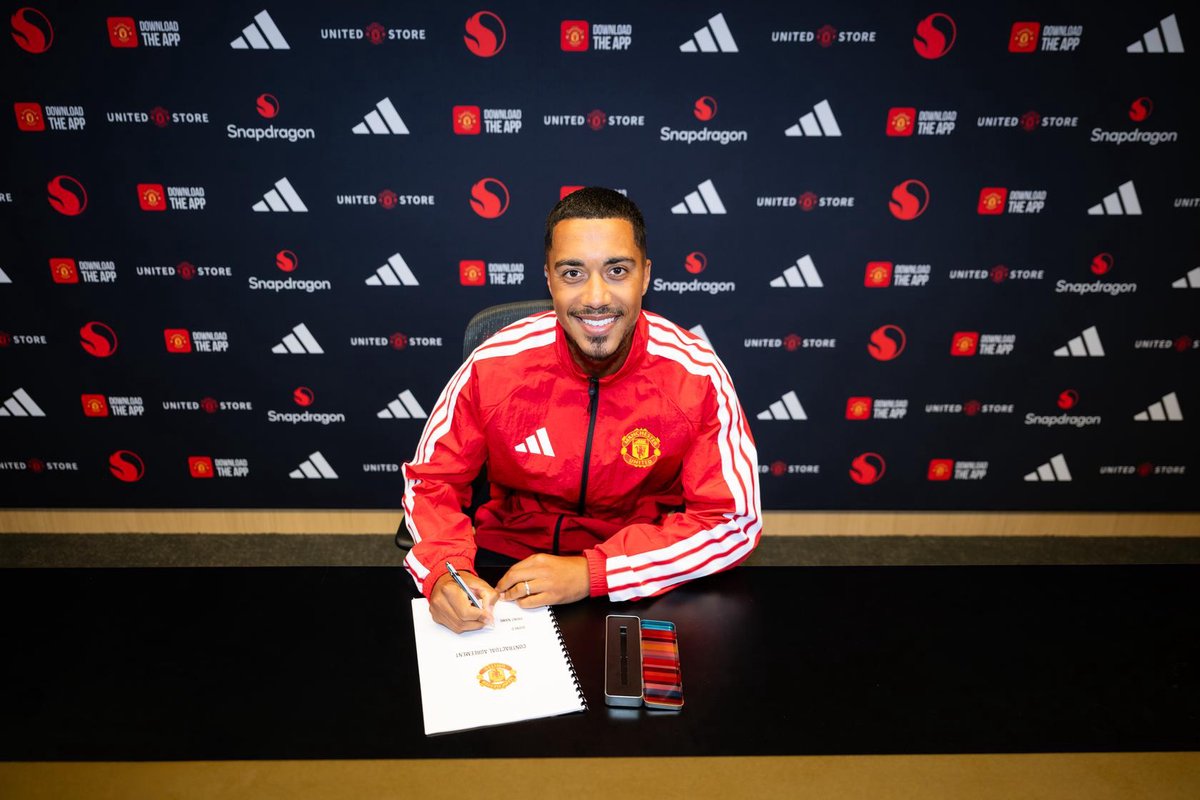 Tielemans: Why I joined United now - Official Manchester United Website
