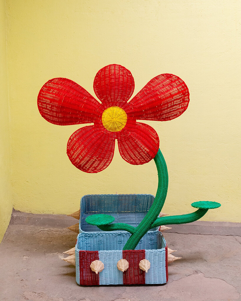 MESTIZ weaves a vibrant world of flowers and curious creatures for Hermès windows - 5