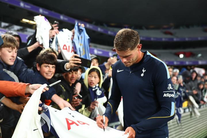 Gallery: Players delight New Zealand fans at Eden Park