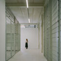 © Lorenzo Zandri Showdepot De Groen / Space Encounters - Interior Photography, Glass