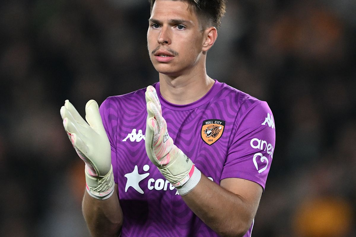 Rangers Announce Signing Of Ivor Pandur From Hull City