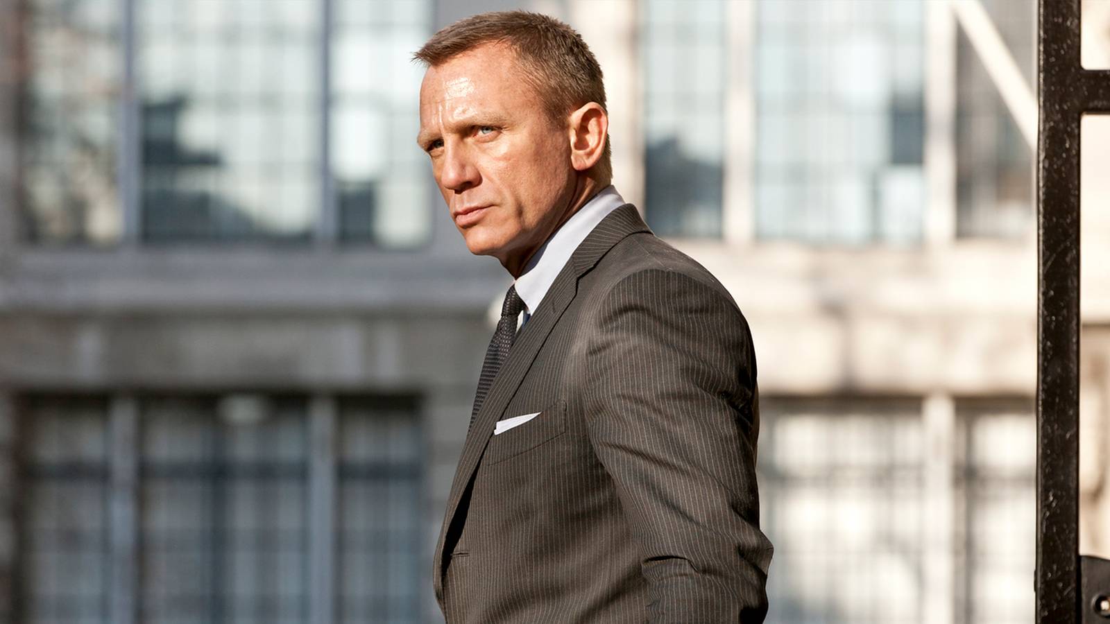 All 5 Daniel Craig James Bond Pre-Title Sequences, Ranked