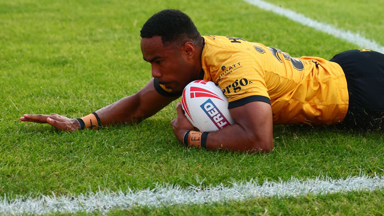 Jason Qareqare scored twice for Castleford Tigers