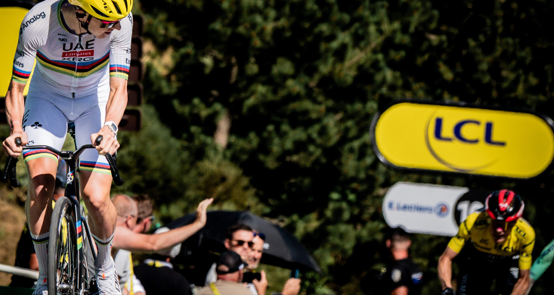 Tour de France drug testers branded “inhumane” for waking Tadej Pogačar and Jonas Vingegaard at 5am and 2am – as Remco Evenepoel says he “would have carried on sleeping” - Cycling News | Bike Reviews